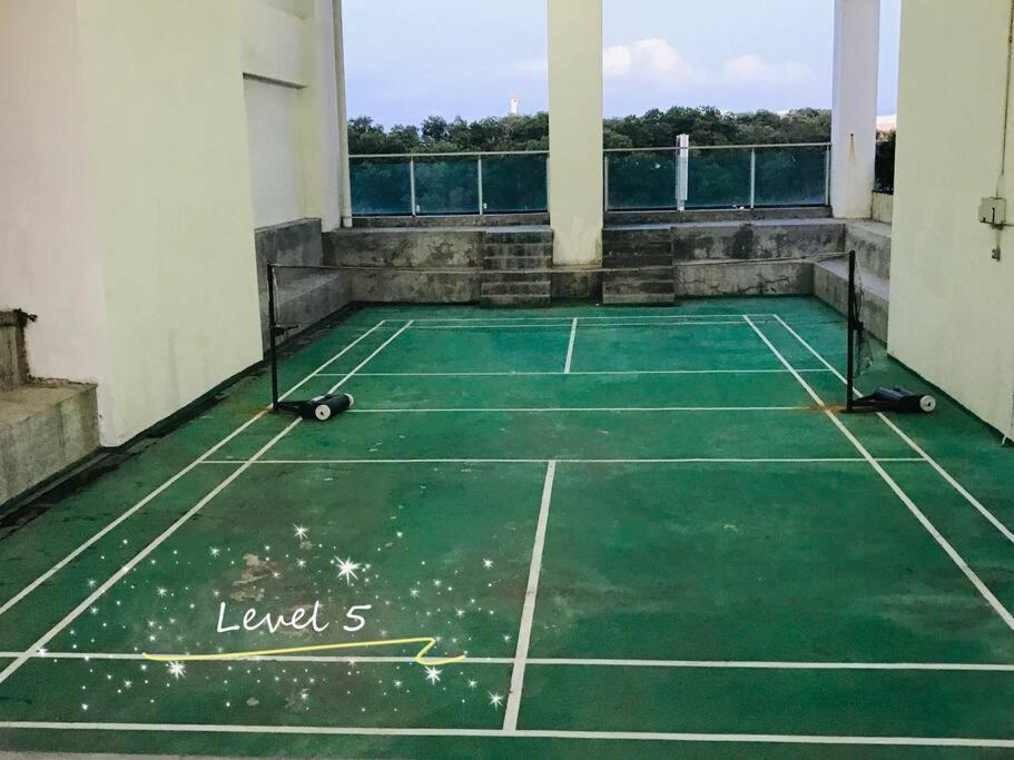 Palazio Mount Austin 2Br Studio Pool View With Tv Box-3 Plus 1 Pax C2-07 Johor Bahru Eksteriør bilde